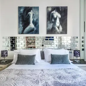 Amazing In The Heart Of Pta Venezia Apartment